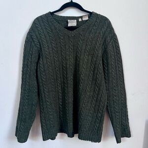 Timberland Men's Green Cable Knit V-Neck Sweater
